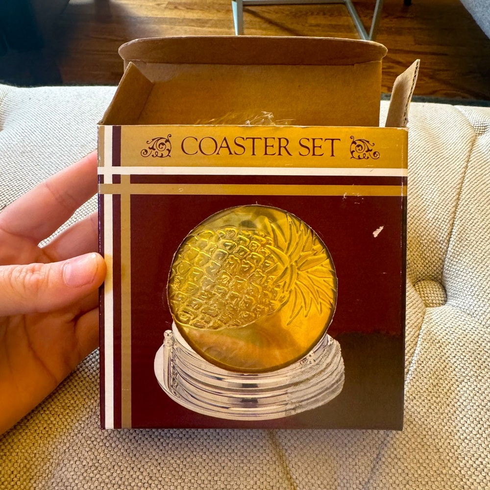 Brand NEW Vintage Gold Coaster Set